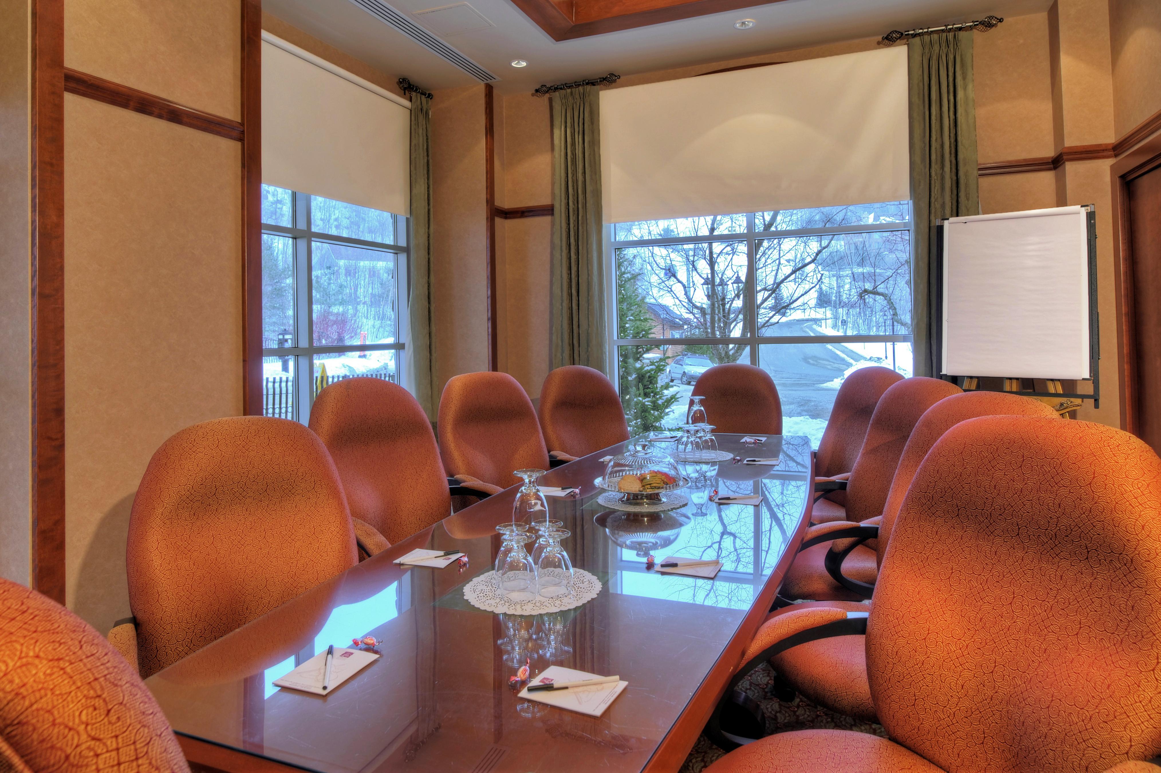 Sommet Des Neiges Hotel Mont-Tremblant Exterior photo