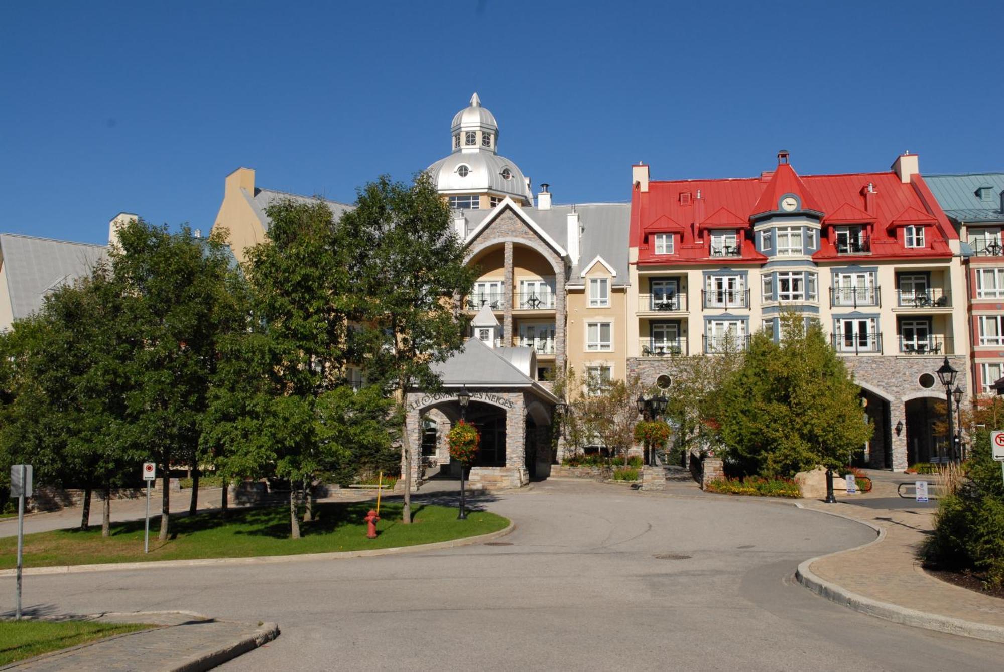 Sommet Des Neiges Hotel Mont-Tremblant Exterior photo